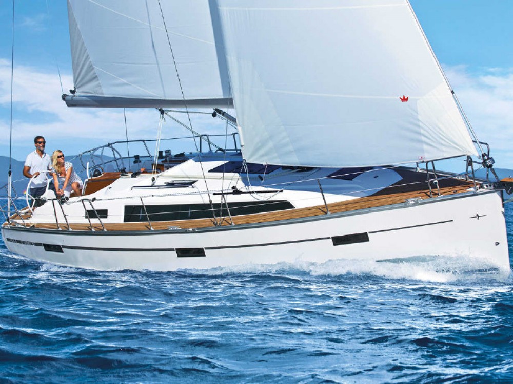 alicante_rent_boat_sail_sailing_spain_yacht_rentals_book_beach_area_mediterranean_sea